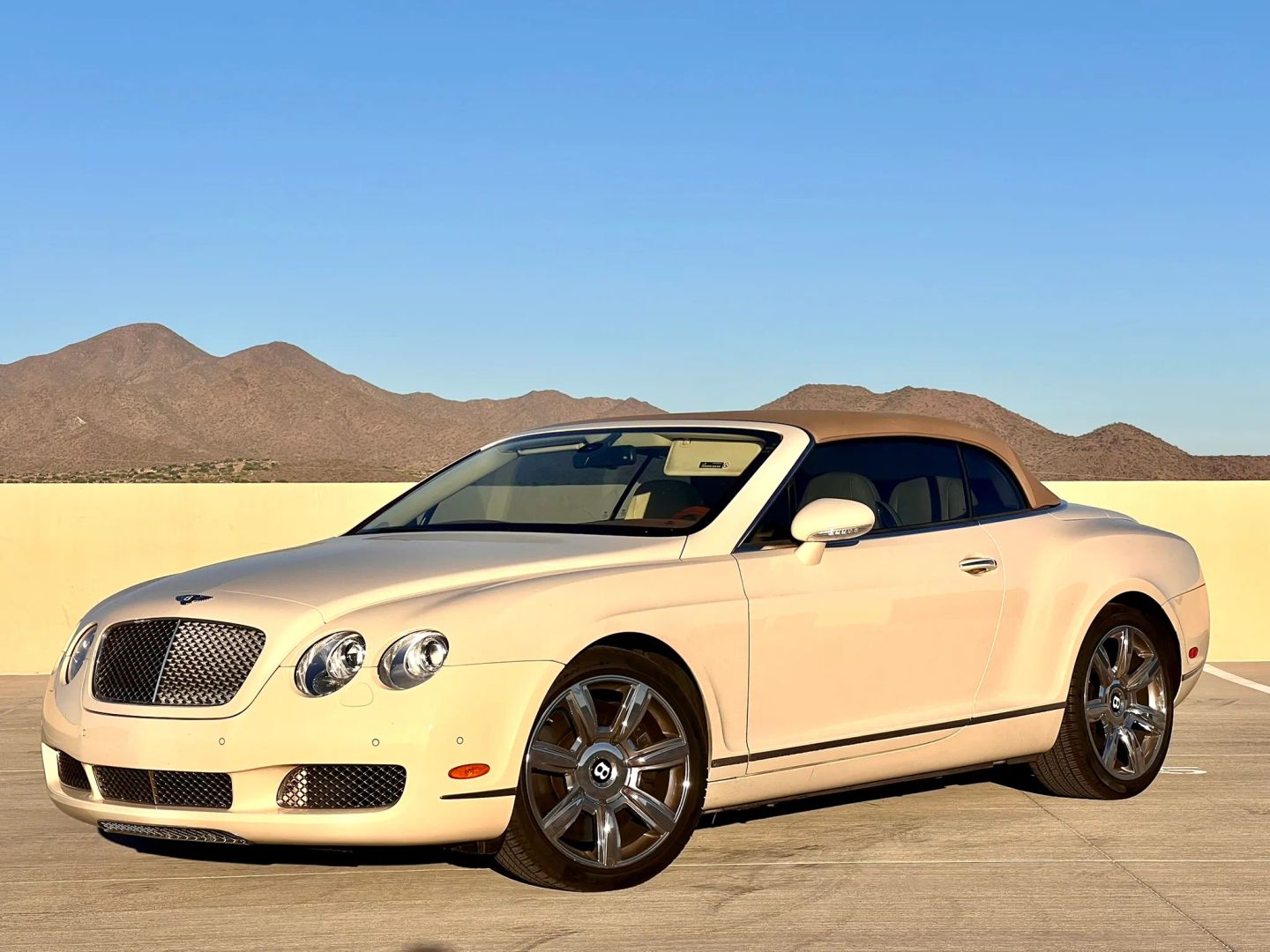 bentley continental gtc 2007 SCBDR33W97C048682 image bentley continental gtc 2007 SCBDR33W97C048682 image